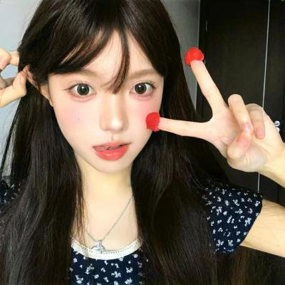 持摄像机的人